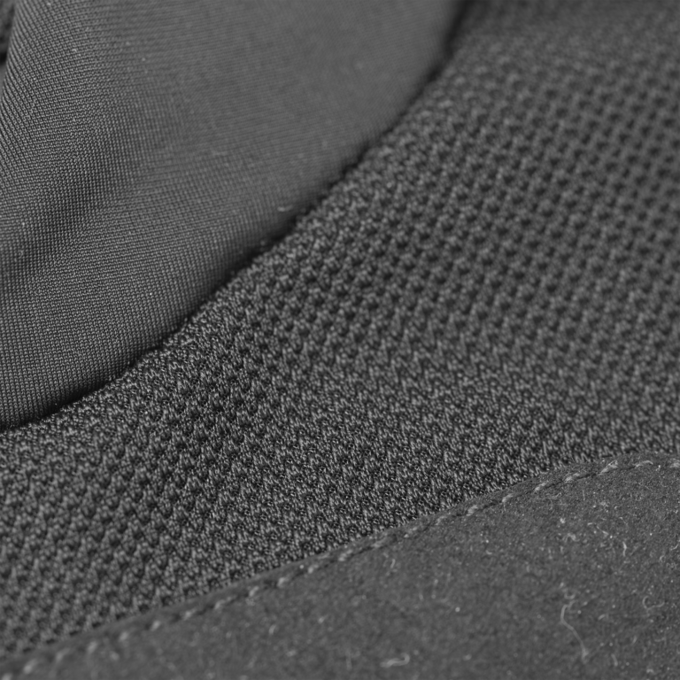 24-pred-glove-lg-bridge